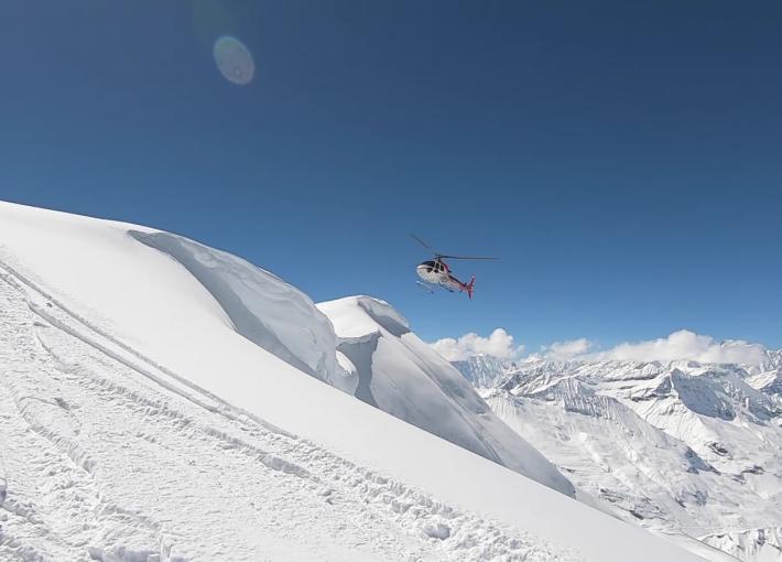 https://himalayaheliski.com/wp-content/uploads/2025/04/picture_page.jpeg